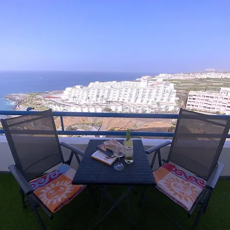 Tropicalidays Paraiso Seafront Appartement *